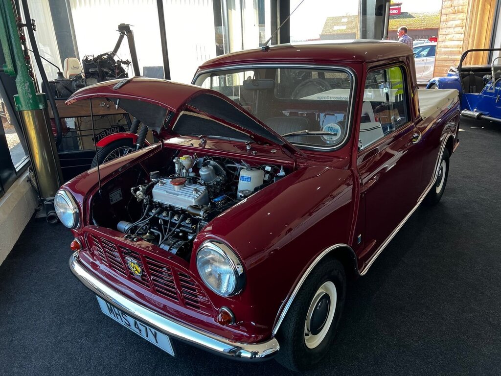 Austin MINI Cooper Shorty U7493 Red #16