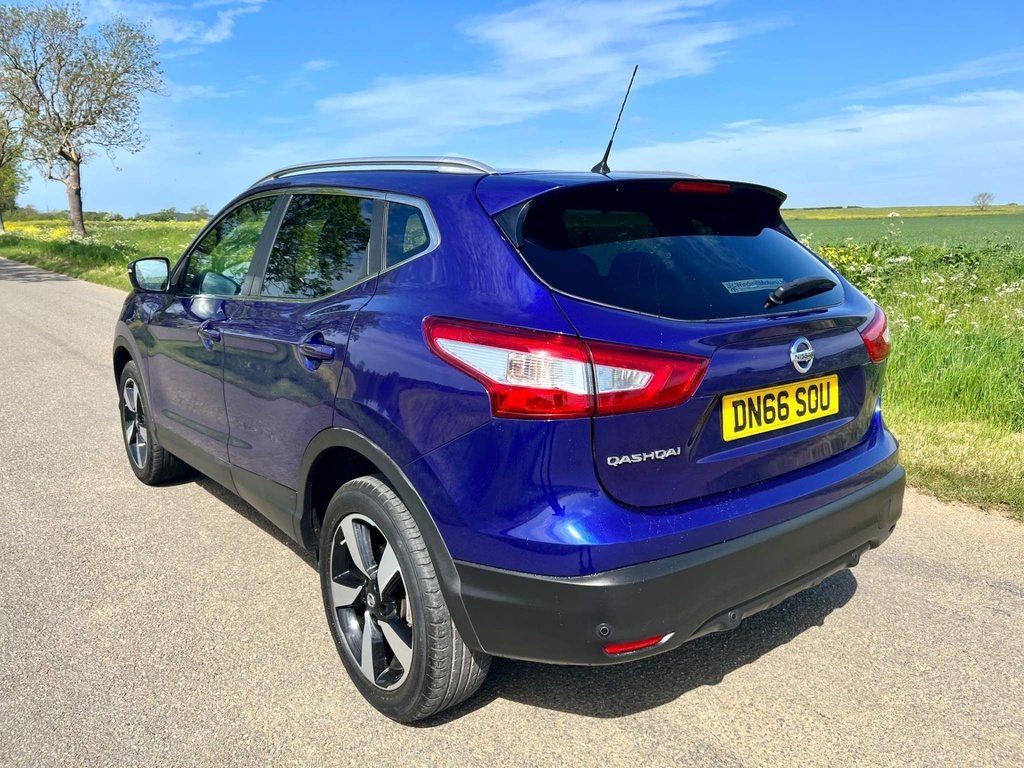 Nissan Qashqai+2 1.5 Dci N-tec 2Wd Red #8