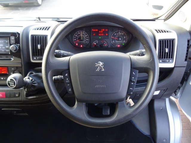 Peugeot Elddis Mpv White #9