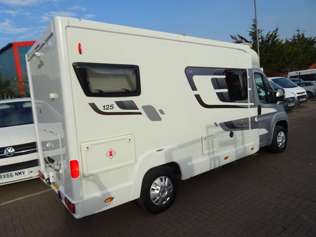 Peugeot Elddis Mpv White #4